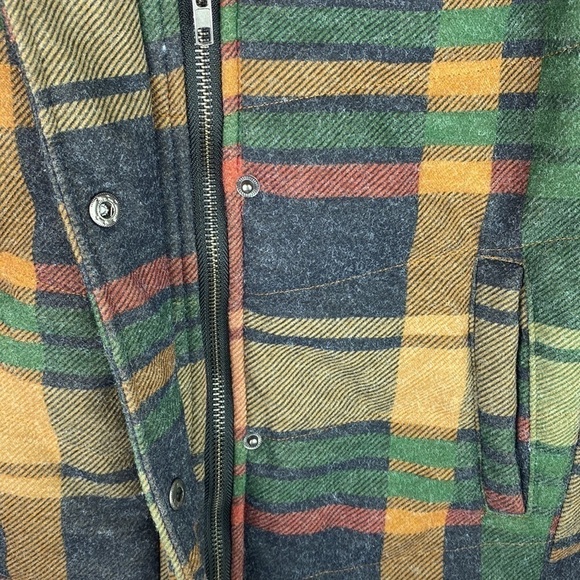 Vanilla Bay Plaid Vest- Size Small - Picture 9 of 11